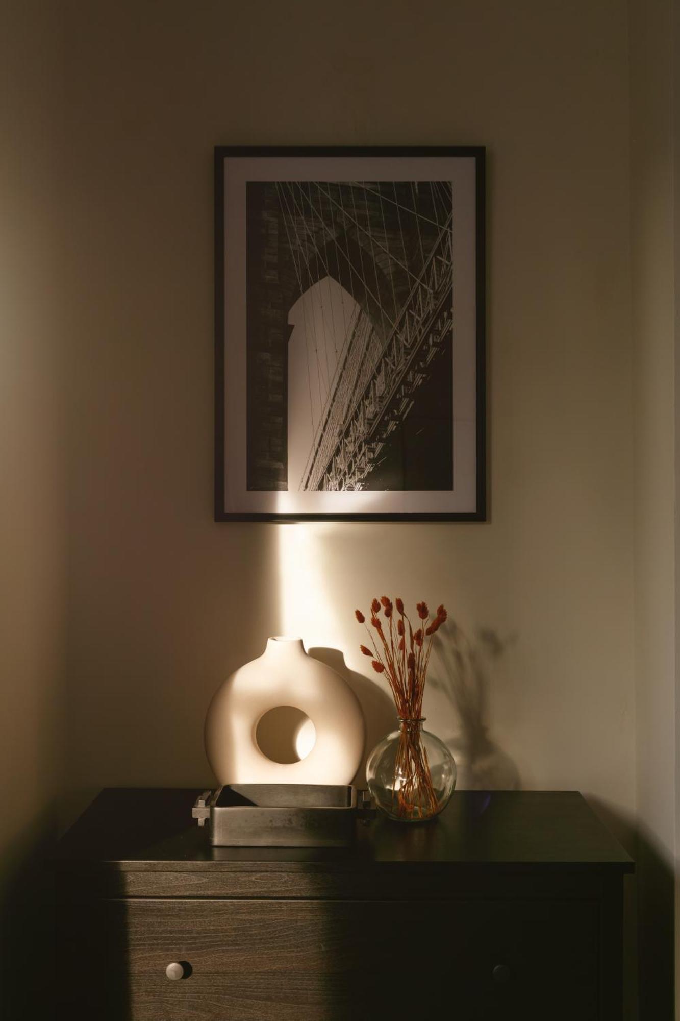 New Luxury For 2024 - Central Plymouth House - Sleeps 10 - Access To Plymouth Town - Close To The Barbican - Pets Welcome - Parking Available - By Luxe Living By Sophia Luaran gambar